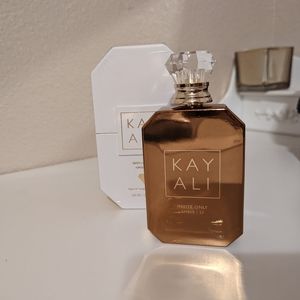 Kayali Invite Only Amber | 23 100ml